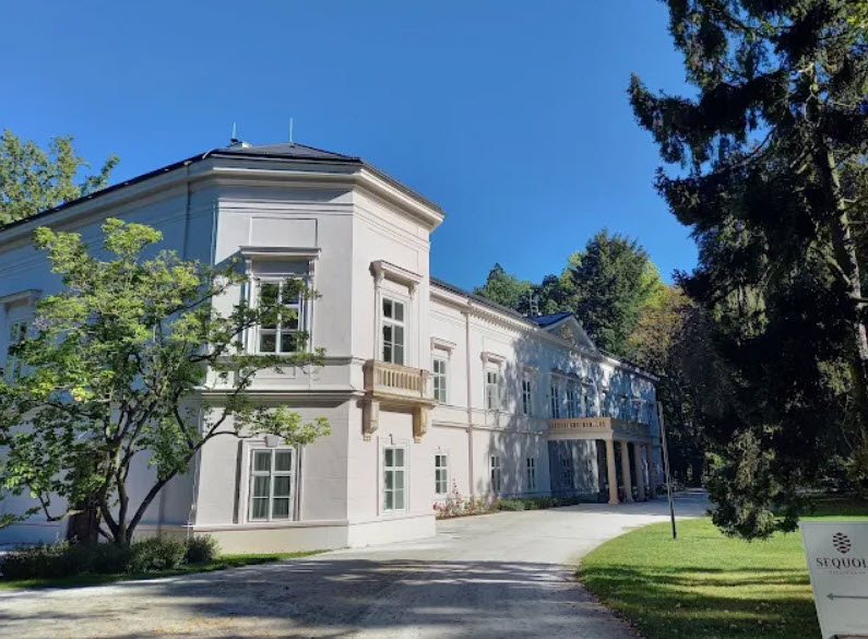 Zámek Ratměřice, Czech Republic (Czechia)